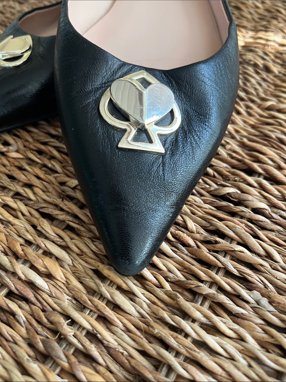 ♠️ kate spade Black Pointed Leather Flats with logo - Picture 4 of 12